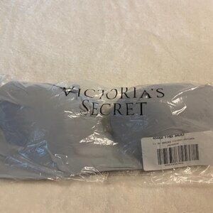 NWT Victoria Secret Bras - Wireless 34DD